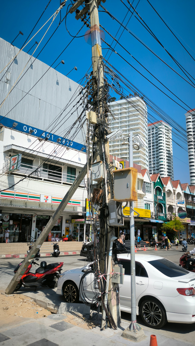pillar-electricity-line