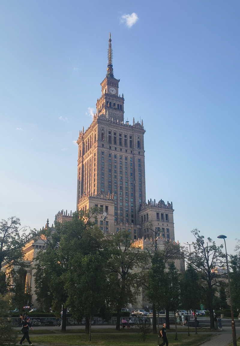 varsava palac kultury a vedy