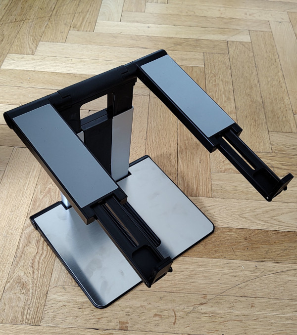 laptop-holder-MAX-MNM1510FD.